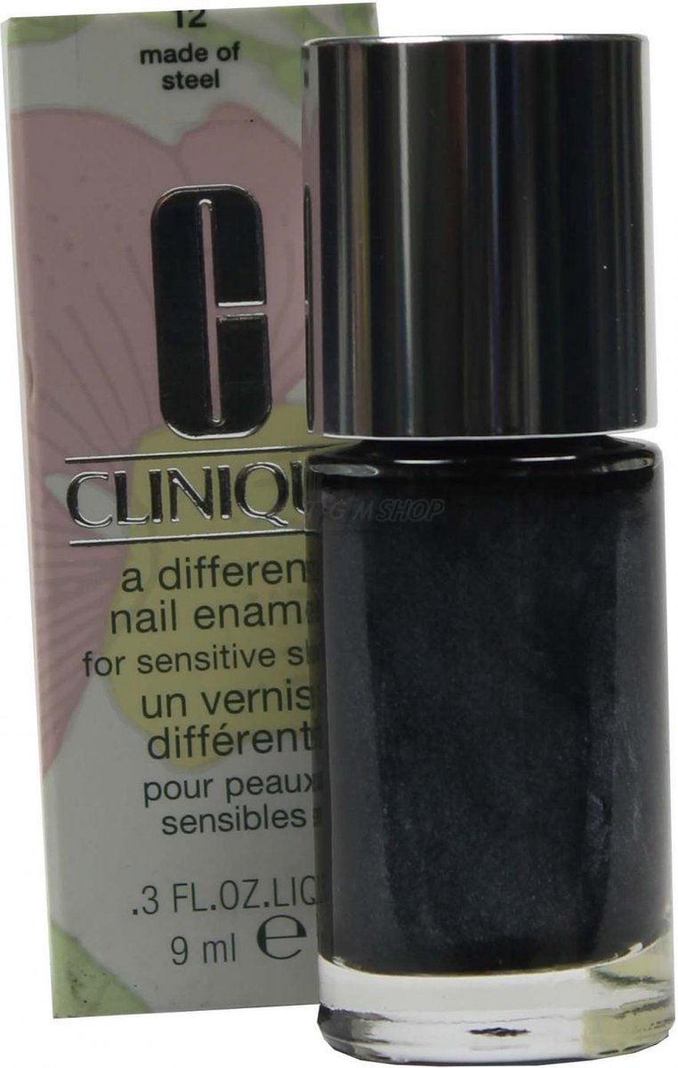A Different Nail Enamel 9 ml van Clinique in Aubergine – productfoto