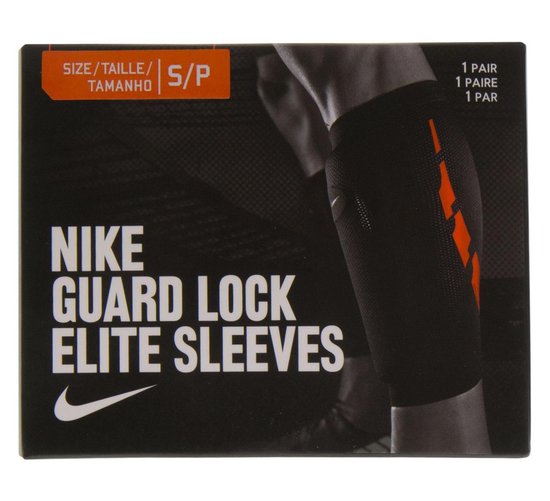 Verpakking van Nike Guard Lock Elite Sleeves met een afbeelding van een scheenbeschermer.