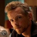 Barry Atsma Barry Atsma