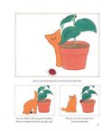 Een oranje kat die een plant met een lieveheersbeestje bekijkt.