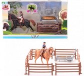 Paarden Speelset met Paard en Ruiter + Hekken en Voederbak Assorti