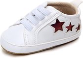 Witte sneakers met rode sterren - Kunstleer - Maat 19/20 - Zachte zool - 6 tot 12 maanden