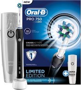 Oral-B PRO 750 Black 3D Action