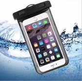 Waterdicht hoesje voor alle telefoons tot 6 inch. Waterdicht tot 10 meter onder water. Is onder andere geschikt voor Iphone en Samsung.