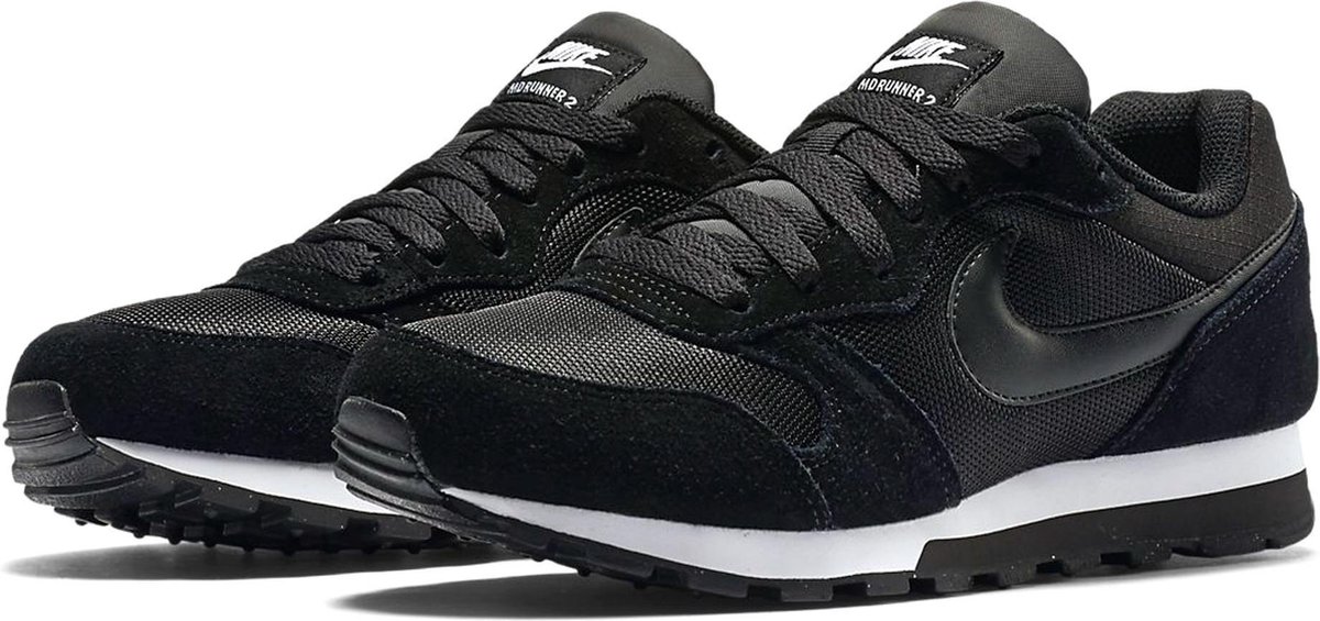 Nike Md Runner 2 Dames Sneakers - Black/Black-White - Maat 38.5 | bol.com