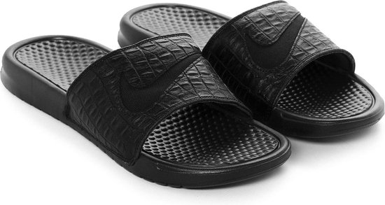 Manier Muf Interpretatief Nike Slippers - Maat 46 - Mannen - zwart | bol.com