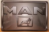 MAN Trucks logo reclamebord van metaal 30 x 20 cm GEBOLD EN MET RELIEF METALEN-WANDBORD- RECLAMEBORD - MUURPLAAT - VINTAGE - RETRO - HORECA- WANDDECORATIE -TEKSTBORD - DECORATIEBOR