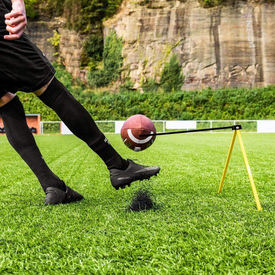 Voetbal Trainingshulp - Balhouder - Schoppen Trainen - Verstelbare Hoek - 48.8 cm Opvouwbaar - Zwart — afbeelding 4