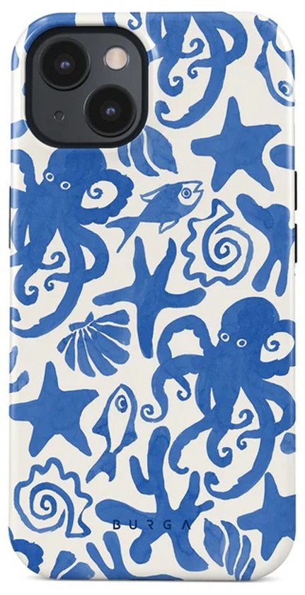 Coque d'iPhone avec imprimé de poulpes bleus, d'étoiles de mer, de coquillages et de poissons sur fond blanc. Marque 'BURGA'.
