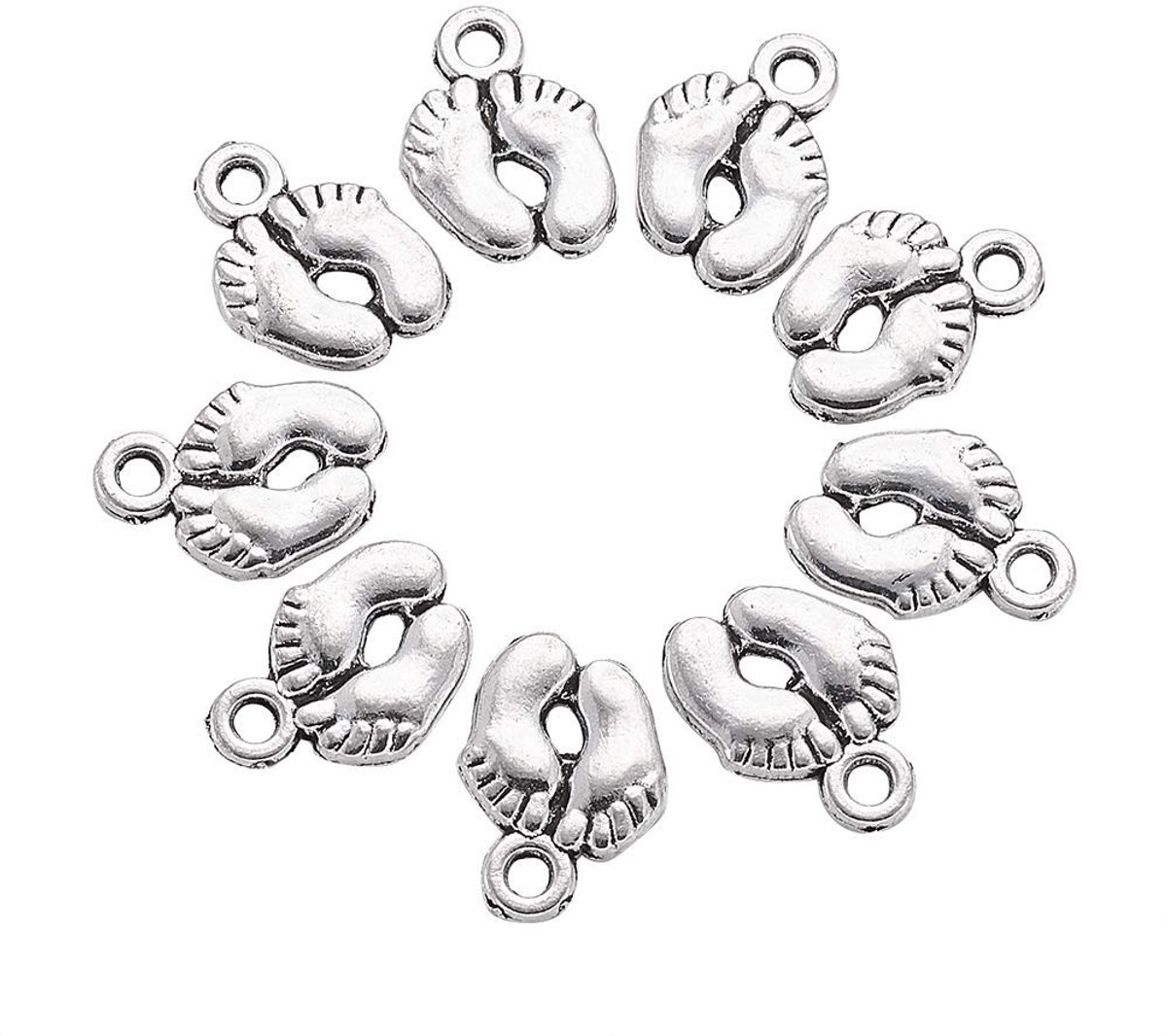 Dailygoods- Charms Antieke Zilveren Voetafdruk Hangers - 50 Stuks - Mini Bedels voor Sieraden Maken - Duurzaam - Geschikt voor Baby Shower - 14mm x 10mm