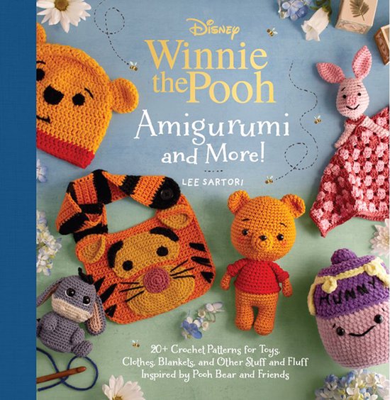 Couverture du livre 'Disney Winnie the Pooh Amigurumi and More!', avec Winnie, Tigrou, Porcinet et un cupcake Tigrou au crochet. Contient plus de 20 patrons de crochet.