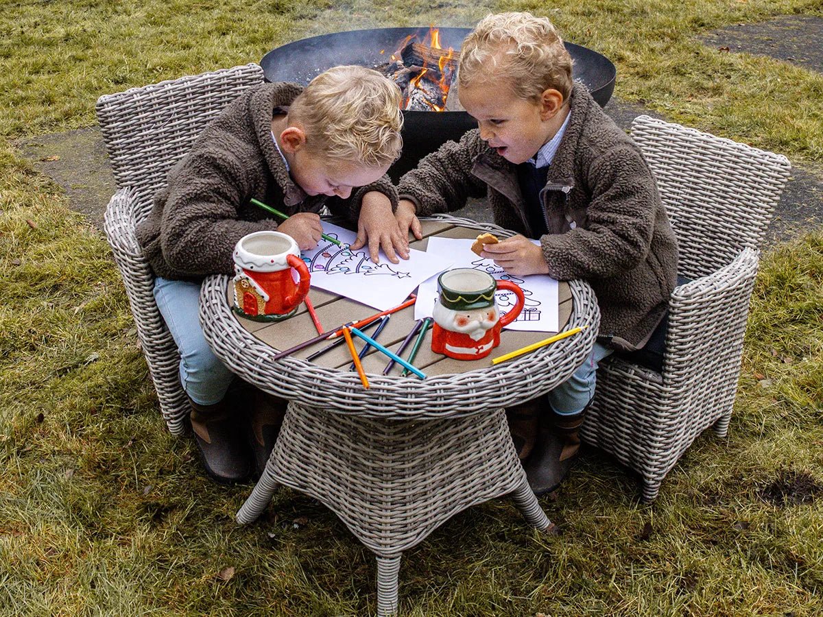 Fonteyn Tuinset Junior Half Moon Light Grey - Dining Set, Eethoek en Tuinmeubelset - Tafel met Stoelen - Geschikt voor Tuin, Terras en Balkon - Inclusief Kussens