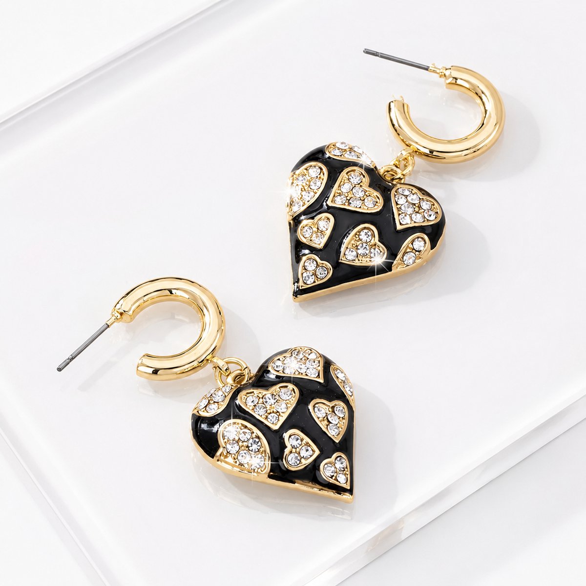 Luxamore® Dames Oorbellen Hart – Goudkleurige Hangoorbellen Zwart met Kristalsteentjes – Statement Oorbellen Dames – Sieraden Cadeau voor Haar