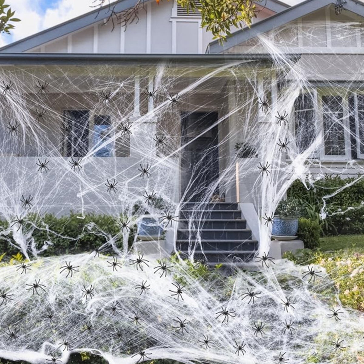 Spinnenweb decoratie 200g met 60 kunstspinnen, Halloween decoratie voor tuin, huis, spookhuis en kroeg