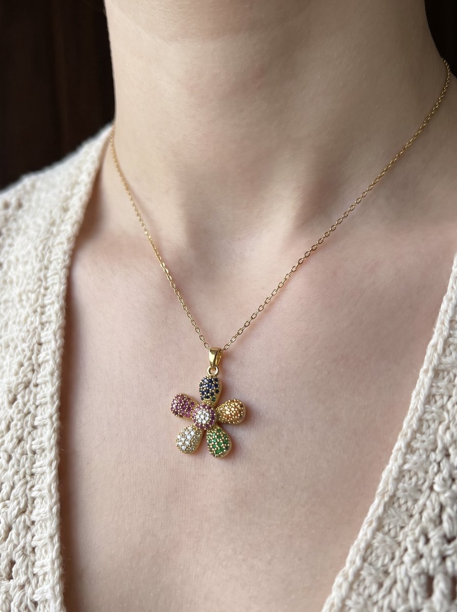 Anelplus Dames Ketting met Kleurrijke Bloem Hanger – Goudkleurige Halsketting met Kristallen Bloem – Trendy en Elegante Sieraden voor Vrouwen