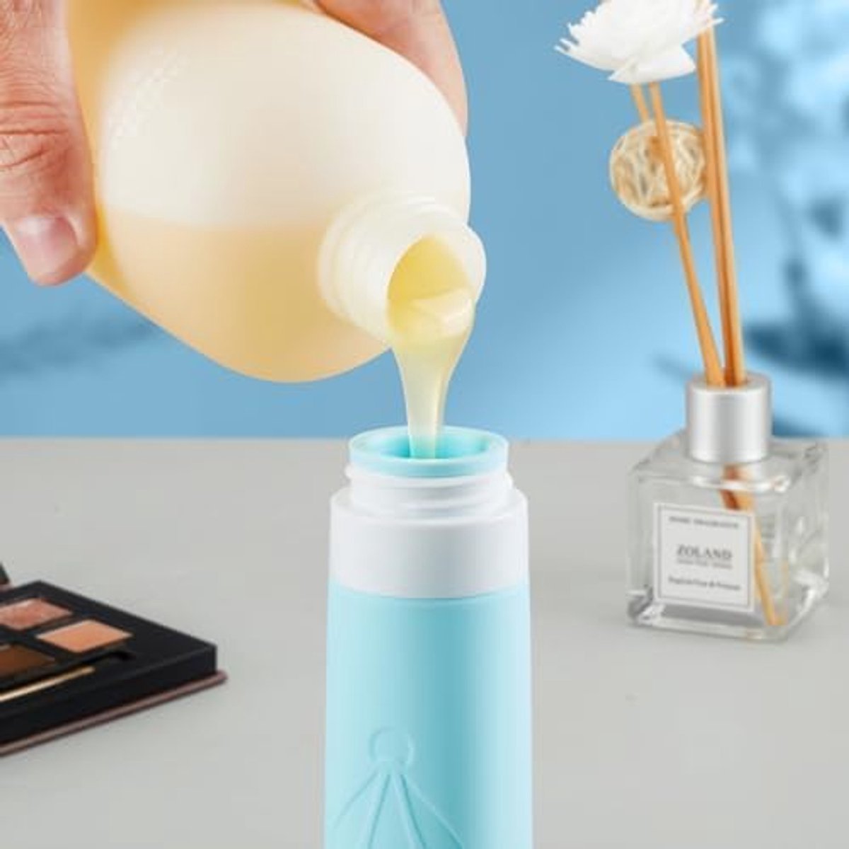 SnelShoppen - Reisinspuitflessen 90ml - BPA-vrij, Lekvrij, Silicone Squeeze Flessen voor Shampoo, Lotion, Zeep met Labels - Perfect voor Vakantie, Cam
