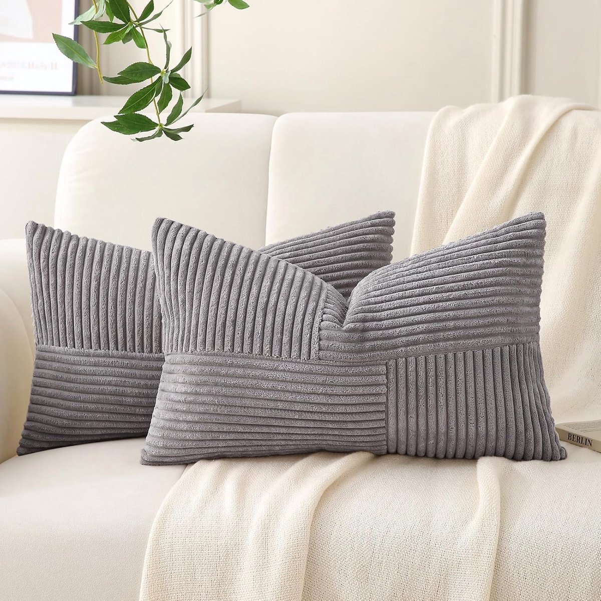 SnelShoppen - Set van 2 Fluffy Corduroy Kussenhoezen 30 x 50 cm Lichtgrijs, Decoratieve Kussens voor Sofa, Couch en Woonkamer, Duurzaam en Zacht