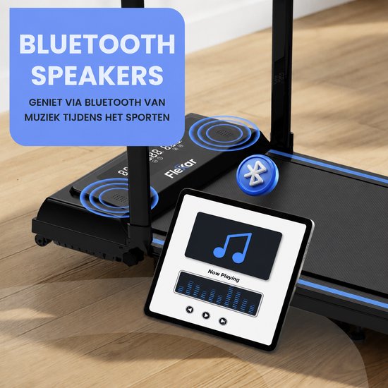 Zwarte loopband met Bluetooth speakers en een tablet waarop muziek wordt afgespeeld.