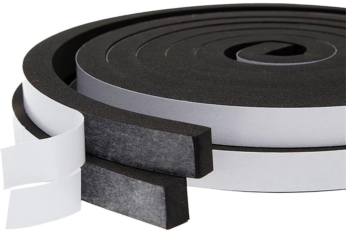 Dailygoods - Zelfklevende afdichtingstape van schuimrubber, 15mm breed x 5mm dik, 5m lengte, effectieve schuimrubberafdichting voor deuren, ramen en geluidsdemping