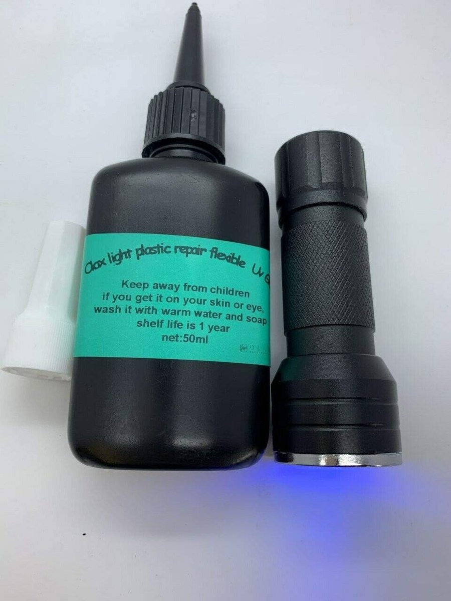 UV harslijm set - Reparatielijm - Kunststof repareren - Inclusief UV zaklamp - 50 g - Semi-transparant