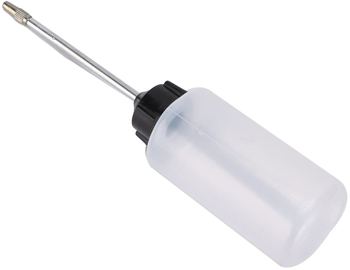Dailygoods- Oliespuit 120 Ml - Plastic Oliedispenser - Lekvrije Afdichting - Brede Mond - Precisie Gehoekte Mond - Gebruiksvriendelijk Ontwerp - Olieflacon