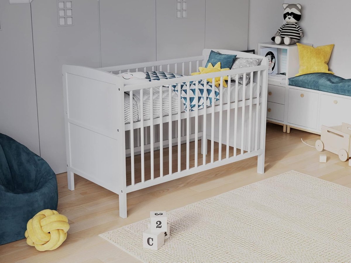 Babybed met Matras - Kinderledikant Peuterbed - Veilige Slaapplek - Ombouwbaar Groeiend Bed - 120 x 60 cm - Wit