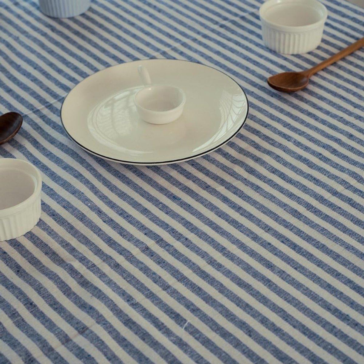 Omgoods - Gestreepte Katoenen Tafelkleed met Franjes 140x220cm