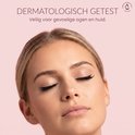Vrouw met gesloten ogen en eyeliner, dermatologisch getest, veilig voor gevoelige ogen.