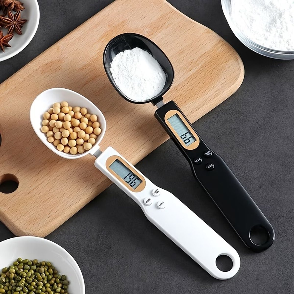 Digitale Lepelweegschaal – Wit – Precisieweegschaal 0.1g tot 500g – Met LCD-Scherm, Tarra & HOLD Functie – Maatlepel voor Kruiden, Eiwitpoeder & Vloeistoffen
