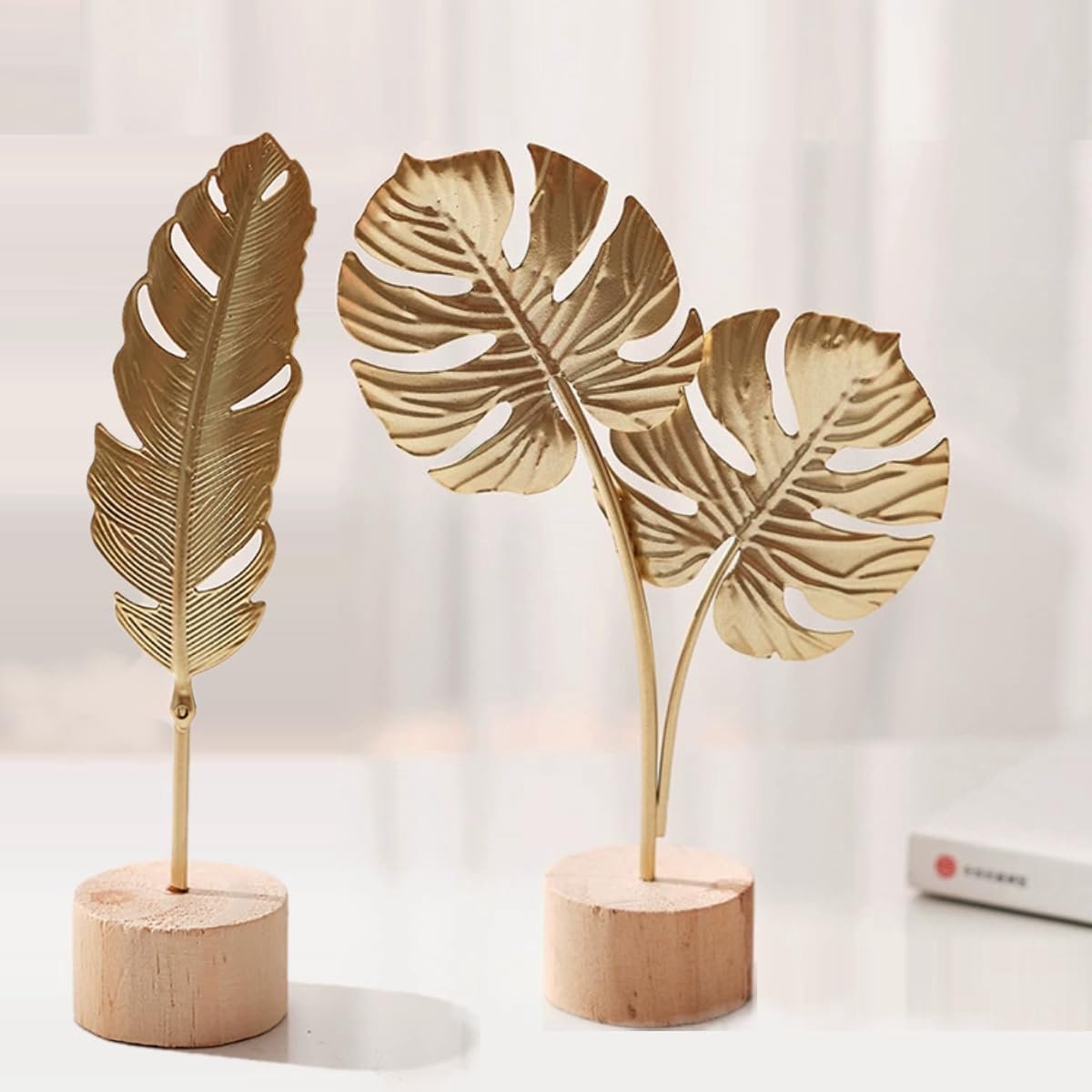 SnelShoppen - Gouden Beeld Decoratie, Veer Sculptuur + Schildpadblad, Tafeldecoratie, Huishoudelijke Ornamenten, Metaal, Goud, 19.5 cm, Woonkamer, Bed