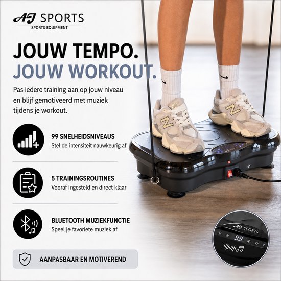 Vrouw met sneakers die op een zwarte AJ Sports trilplaat staat, met afstandsbediening en de tekst '99 snelheidsniveaus'.