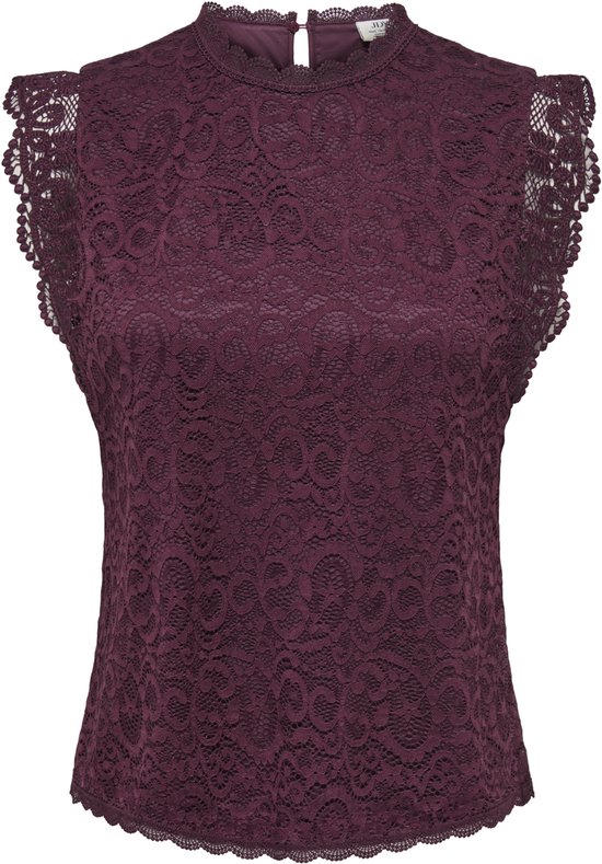 Top en dentelle prune foncé avec col montant, manches courtes et fermeture boutonnée au dos.