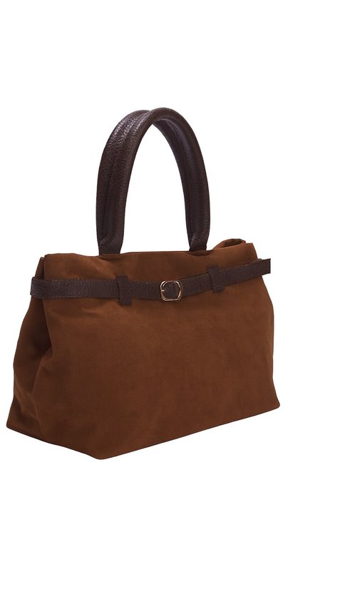 Bruine suède shopper met gevouwen zijkanten en gespdetail.