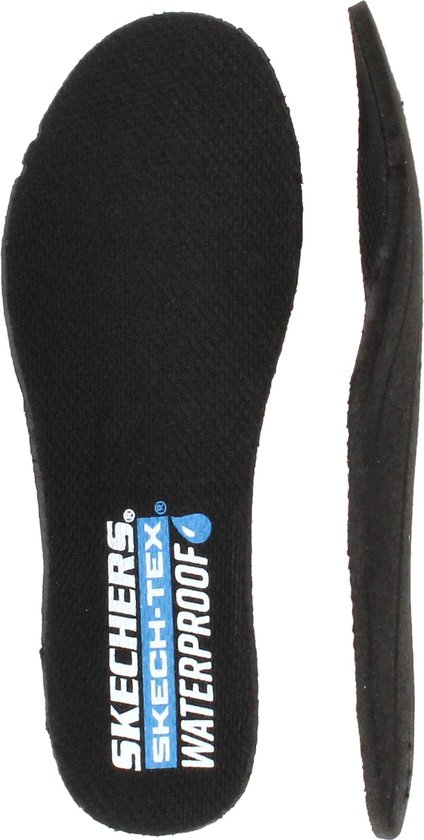 Zwarte binnenzool met 'Skechers Skech-Tex Waterproof' opdruk.