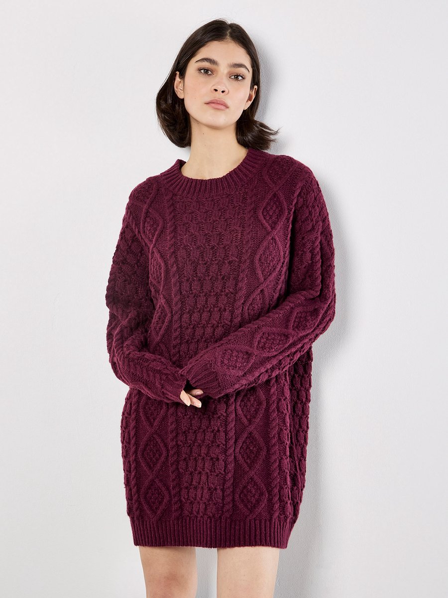 Oversized trui met kabelpatroon als mini-jurk
