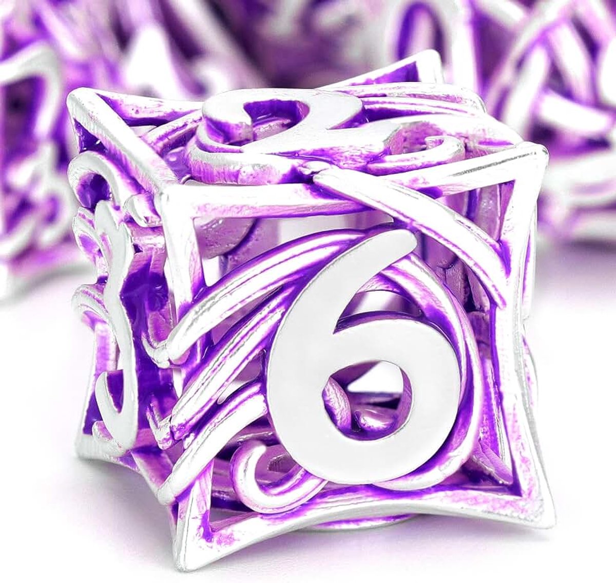 Metal DND Dice Set met 7 stuks voor Dungeons en Dragons, hol polyedrisch metal ranken dobbelstenenset DND met etui, rollenspel dobbelstenen (Lila wijnstok)