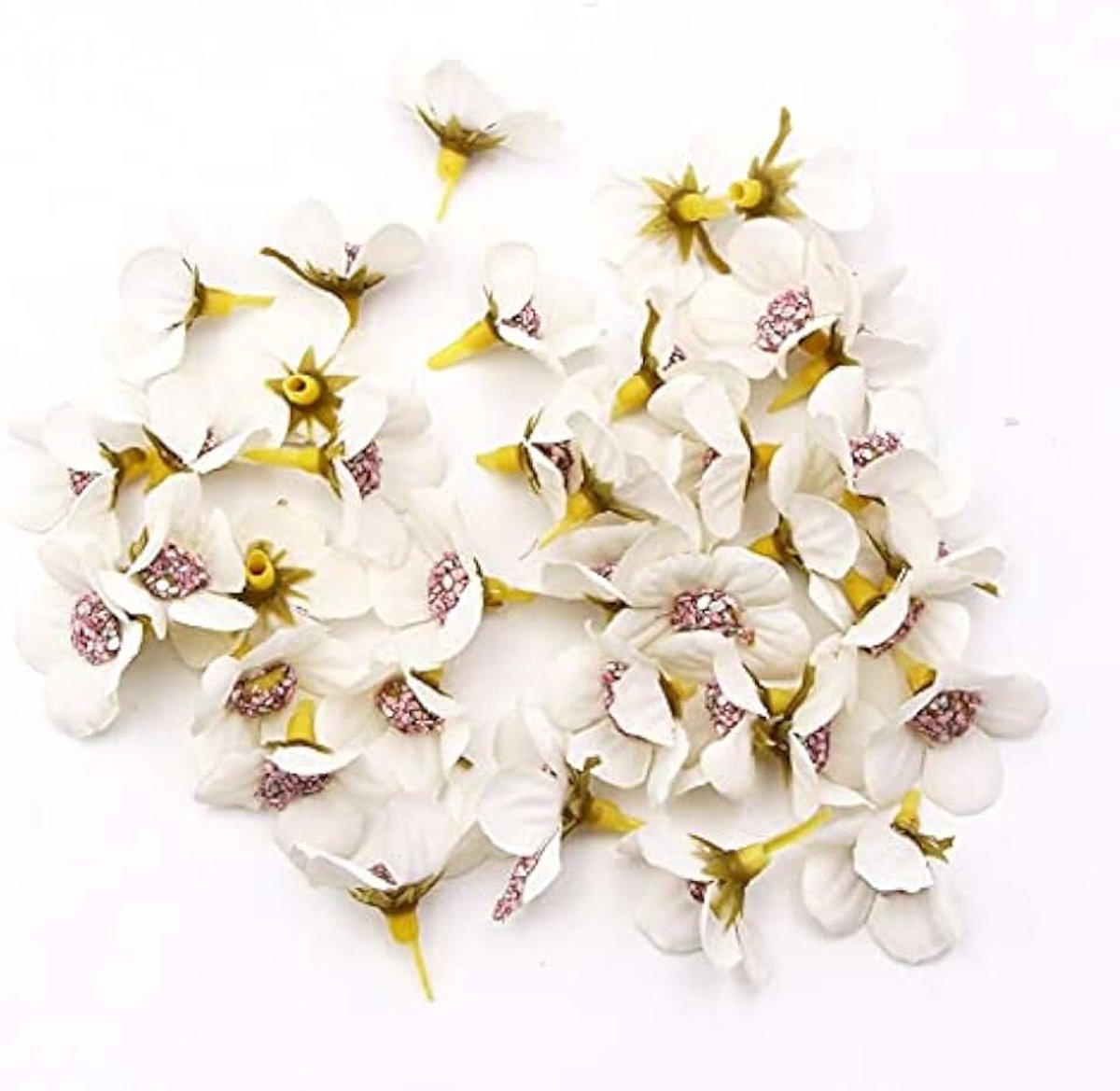 nepbloemen 50/100 stks Multicolor Daisy Flower Head Mini Silk Kunstbloem for Bruiloft Engagement Party Home Decor Diy Guirland-hoofdtooi kunstbloem (Color : White, Grootte : 100pcs)
