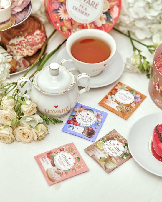 Lovaré Herbal Tea Collection – 64 Sachets de Tisane – 8 Saveurs – Coffret Cadeau de Thé Sans Caféine – Camomille, Menthe, Rooibos & Herbes – Cadeau de Thé de Luxe
