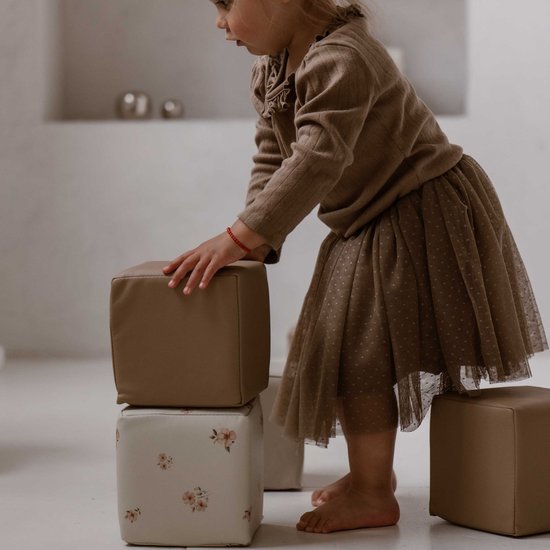 HENVAE® - Stapelblokken - Bloemen - Bouwblokken - Softplay - Zachte blokken - Montessori - Open ended speelgoed - Educatief speelgoed baby - Sensorisch speelgoed Baby - Foam - Stapelspeelgoed - Kinderopvang - Kindercadeau - Kinderopvang - Kinderkamer van Merkloos — afbeelding 4