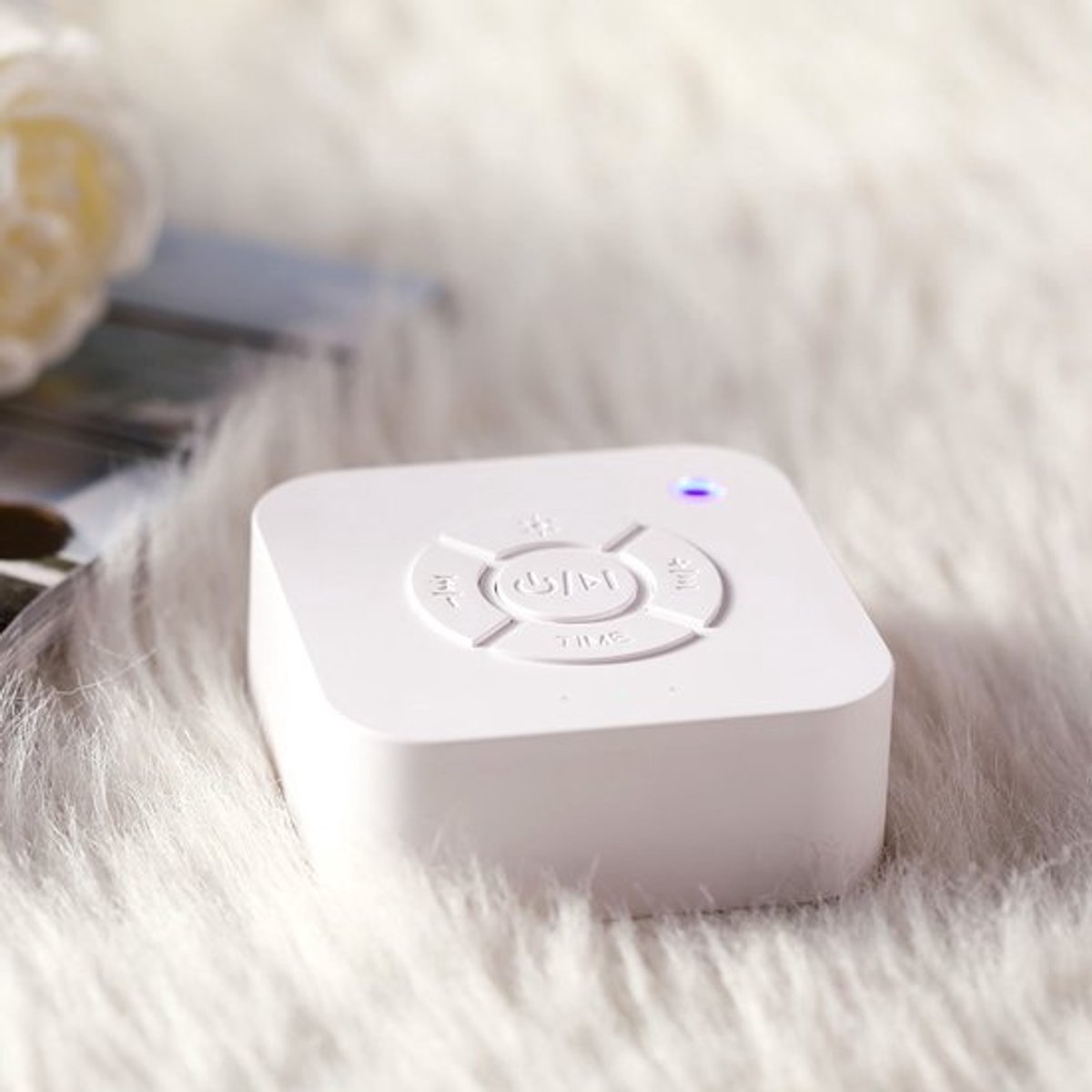 USB-oplaadbaar apparaat voor witte ruis om te ontspannen