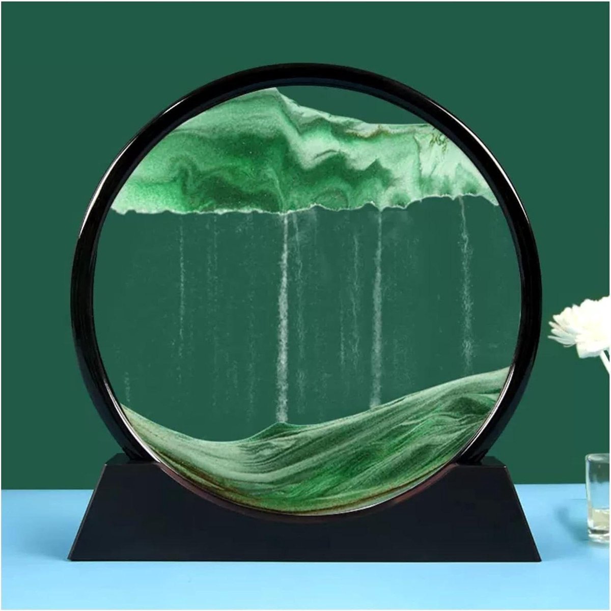 Zandkunst Decoratie - Dynamisch Schilderij - Ontspannen Thuis - Dubbelzijdig Glas - 30 cm Diameter - Meerkleurig