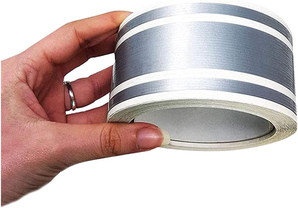 SnelShoppen - Decoratieve en Functionele 4R Trimming Stripes Triple Adhesive Strips voor Auto's, Motoren, Fietsen, Boot, 50mm x 10mt, Zilver, Weerbest
