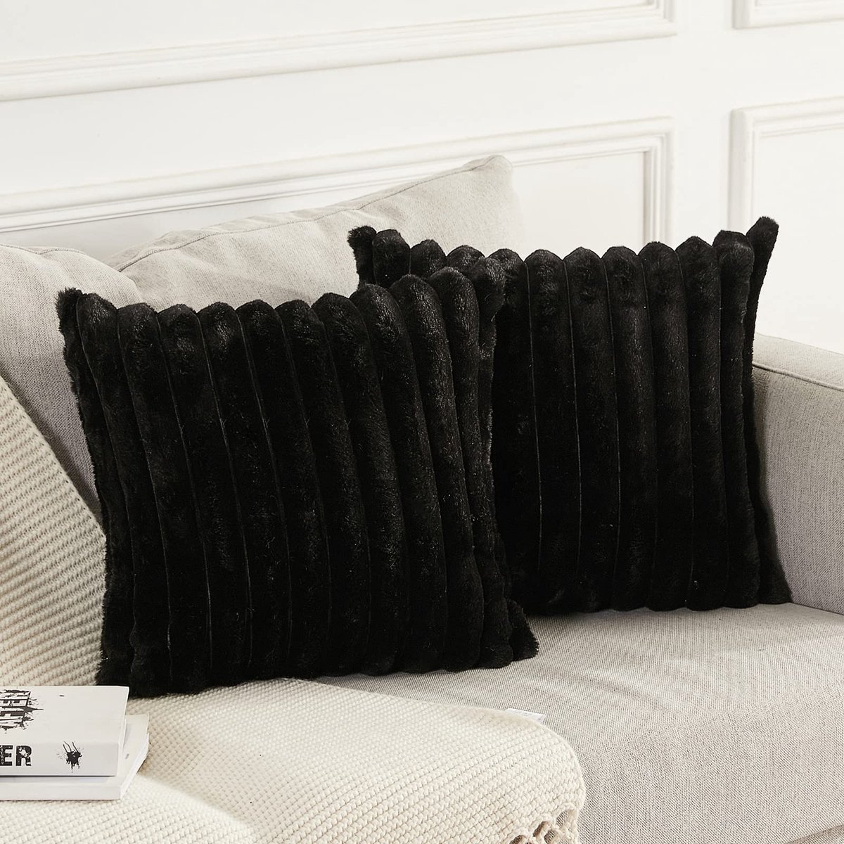 Set van 2 Zachte Faux Fur Kussenhoezen - Zwart 55 x 55 cm