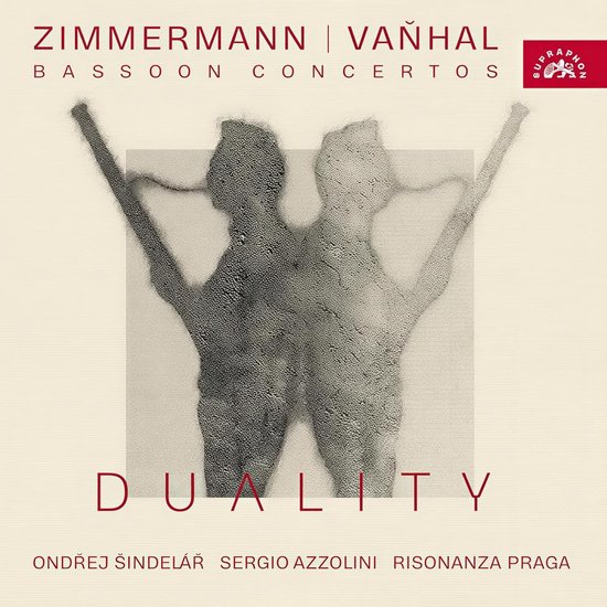 CD-hoes met de titel DUALITY van Zimmermann | Vaňhal Bassoon Concertos, met een grafische weergave van twee figuren.