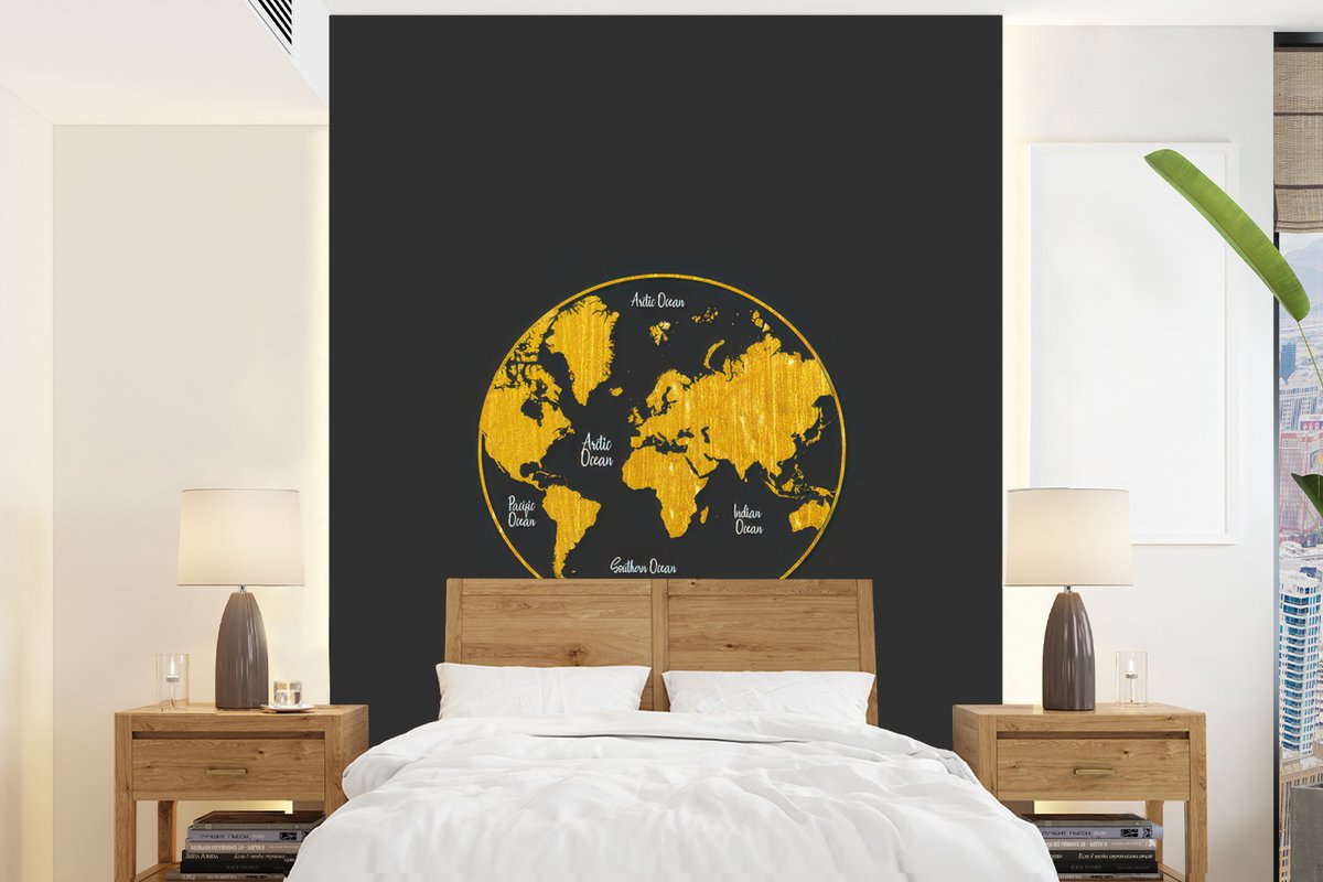 Behang - Fotobehang Wereldkaart - Cirkel - Goud - Breedte 190 cm x hoogte 260 cm