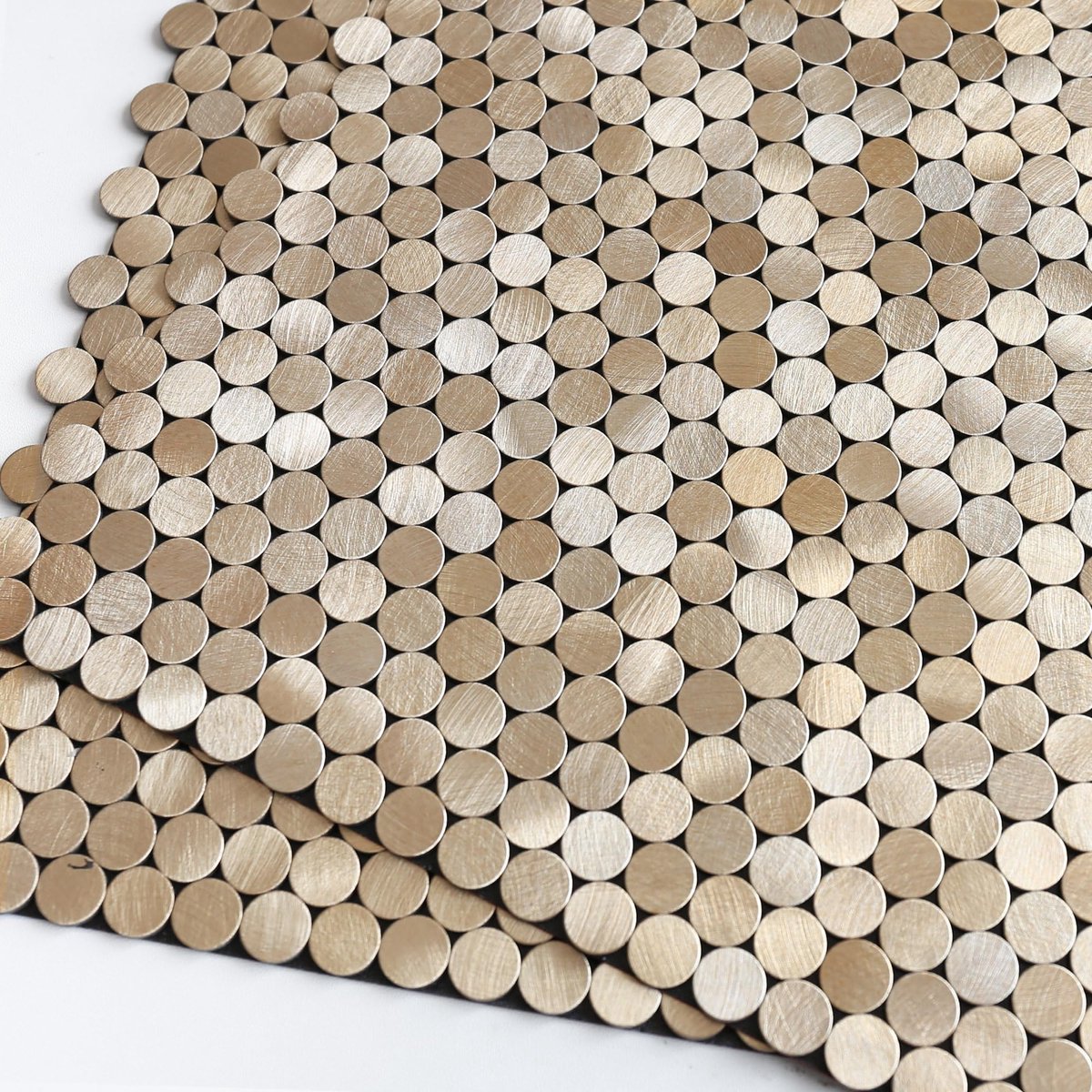 Penny Ronde Tegels Stickers Metaal Zelfklevende Mozaïek Muur, Op te Plakken Keuken Splashback Badkamer Backsplash (10 vellen, Champagne Goud)
