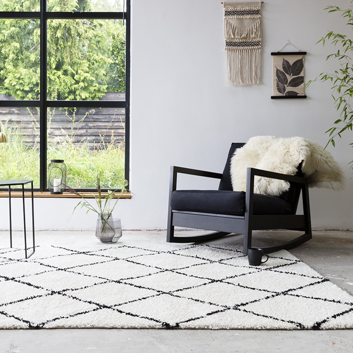 Fraai Hoogpolig vloerkleed - Grand Lines Creme/Zwart - 230x330cm