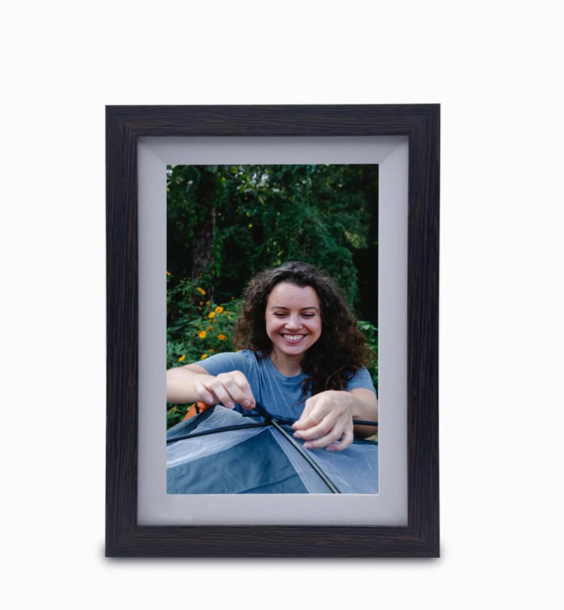 Bol.com Pora&Co - Digitale fotolijst met WiFi en Frameo App – 10 inch - Pora – HD -IPS Display – Wit/Bruin - Micro SD – Touchscreen aanbieding