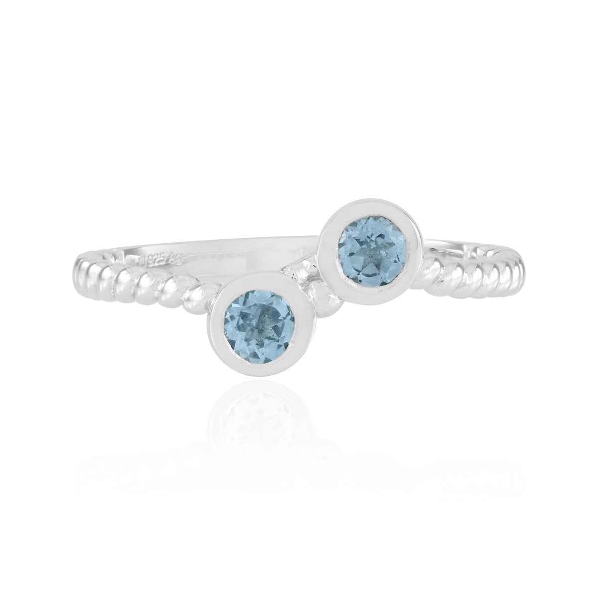 Cavill - Zilveren Ring met Zwitsers Blauwe Topaas - 925 Sterling Zilver - 0,599 Ct - Ronde Edelsteen - Elegante Gevlochten Design Ring