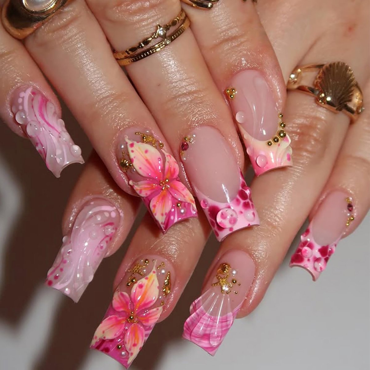 Press-on nagels lange vierkante - rode bloemen French tip - 3D gouden strass - ShopVlot